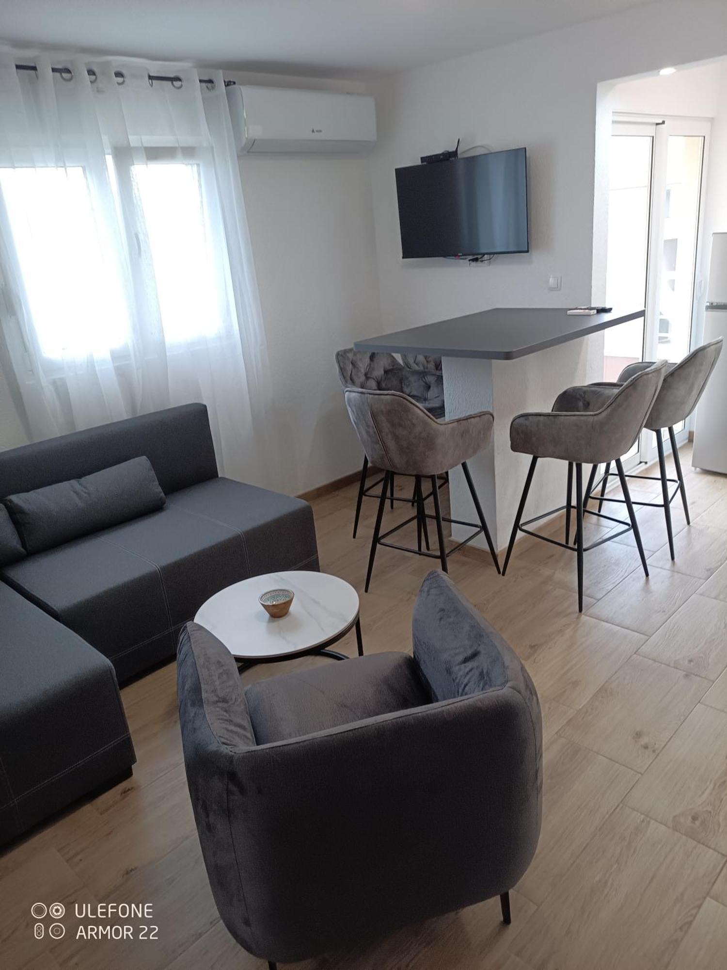 Apartmani Gaga Tivat Eksteriør bilde