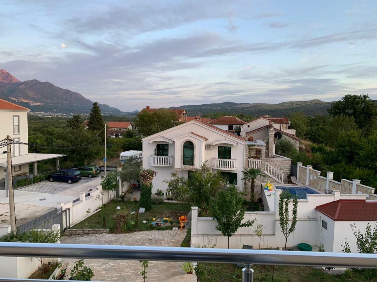 Apartmani Gaga Tivat Eksteriør bilde